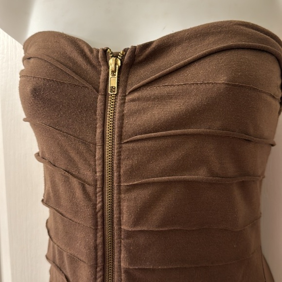 Chocolate brown tiered strapless front zip cocktail dress size large - Picture 3 of 9